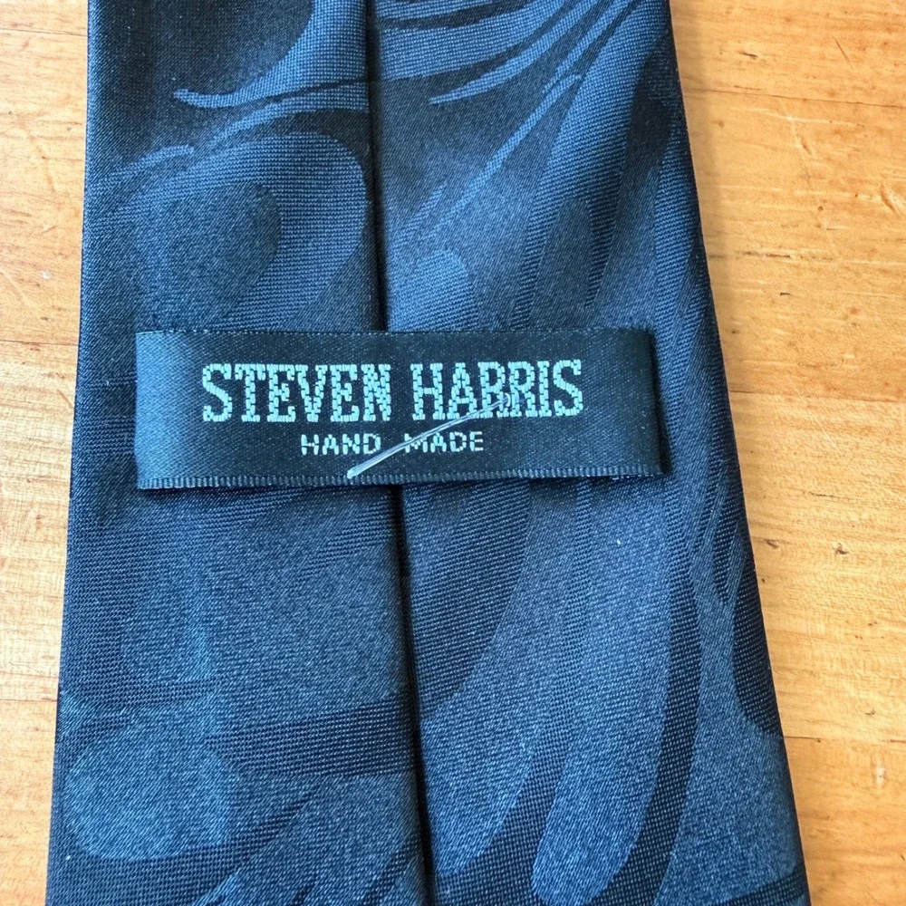Steven Harris Mens New Orleans Jazz Bourbon Street Saxophone Black Novelty Tie